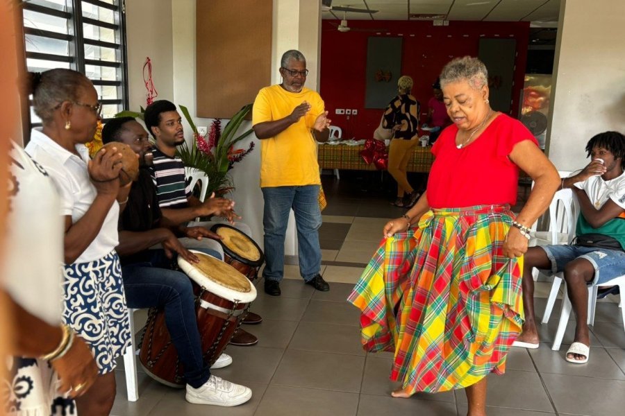 On bèl jouné kréyòl pou gloriyé kilti é lang an nou !