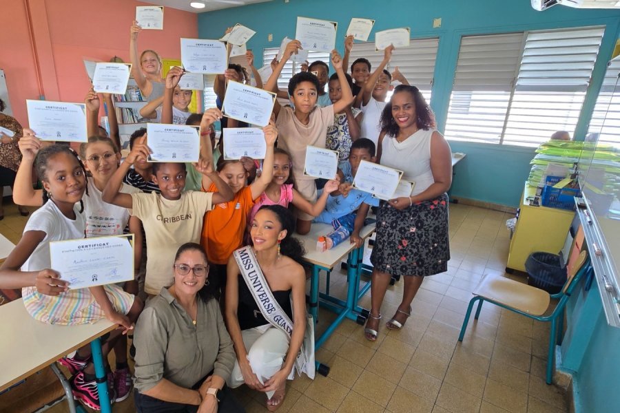 Oph&eacute;ly M&Eacute;ZINO, une rencontre avec les petits Gosi&eacute;riens