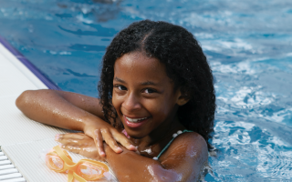 Reprise des activit&eacute;s de natation et de kayak &agrave; la base nautique de Tabarin