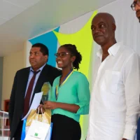 Stacy MARTIAL, lauréate du bac 2016 - mention : Très bien - Meilleurs...
