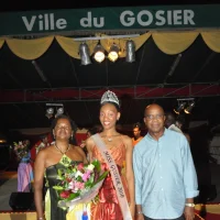 Miss Gosier en compagnie des élus Mme MÉRI CINGOUIN et M. COCO