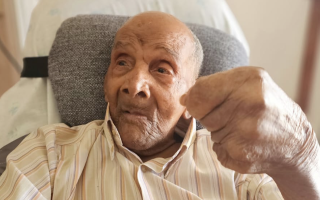 Monsieur Robert Ludovic Boisdur célébré pour ses 102 ans