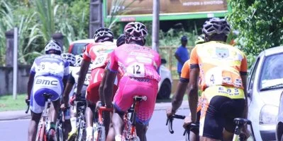 Communiqué de presse : Règlementation de la circulation le 20 septembre 2015 dans le cadre de la course cycliste "Les 20 tours de Périnet" 