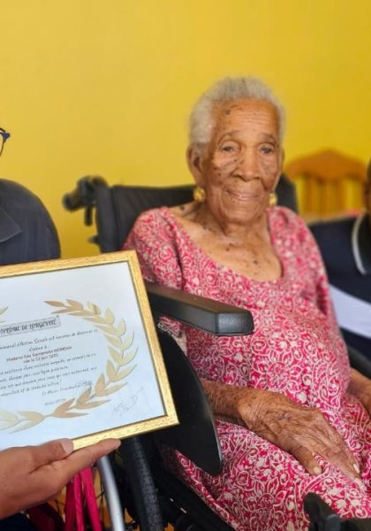 Joyeux anniversaire à madame Guy Saimpriette Méridan ! 