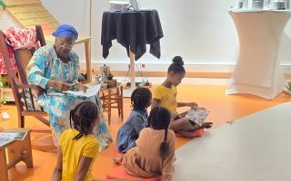 Man Tisson raconte à ses petits-enfants : "Gozyé an tan lontan"