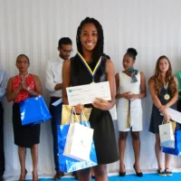 Mélina SERVA, lauréate du bac 2016 - mention : Très bien