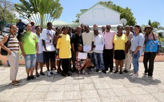 Inauguration du jardin créatif et évolutif avec l'association AI-TI et Flè a Mango