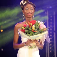 Nadja SYLVESTRE, Prix du maillot de bain