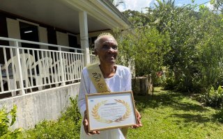 100 ans d'&eacute;nergie et de joie pour &Eacute;l&eacute;onore ANDR&Eacute; 